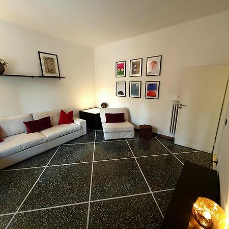 Spacious Three-Room Apartment In Saragozza Bolonha Exterior foto