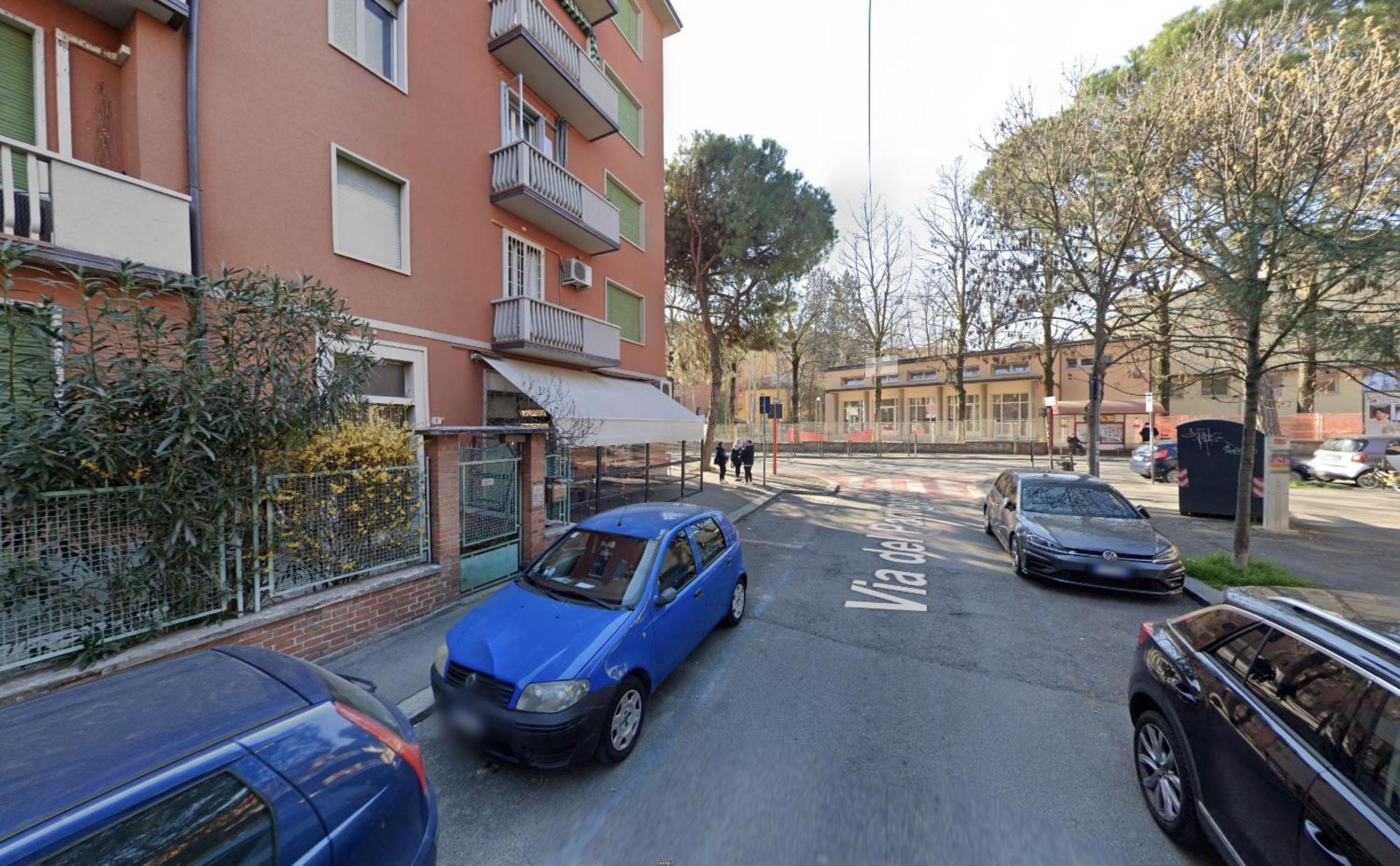 Spacious Three-Room Apartment In Saragozza Bolonha Exterior foto